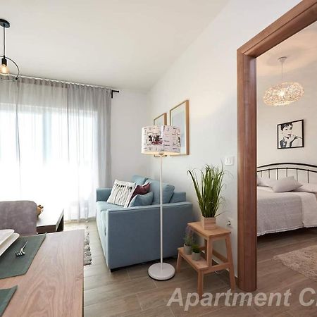 Luxury Apartment Charm With Pool Trogir Ngoại thất bức ảnh
