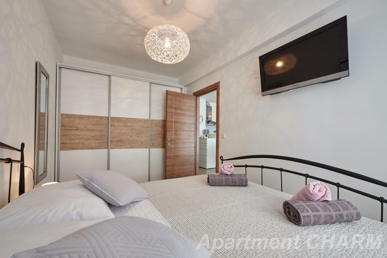 Luxury Apartment Charm With Pool Trogir Ngoại thất bức ảnh