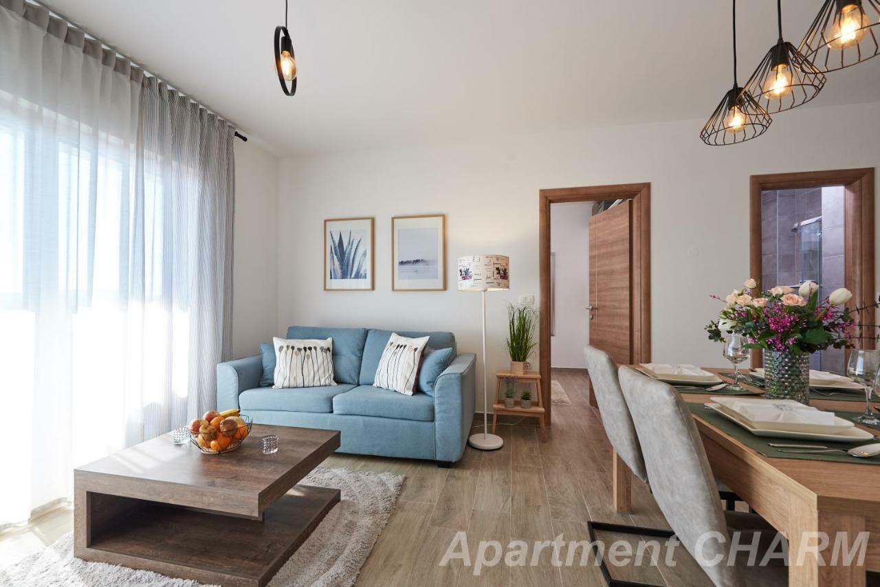 Luxury Apartment Charm With Pool Trogir Ngoại thất bức ảnh