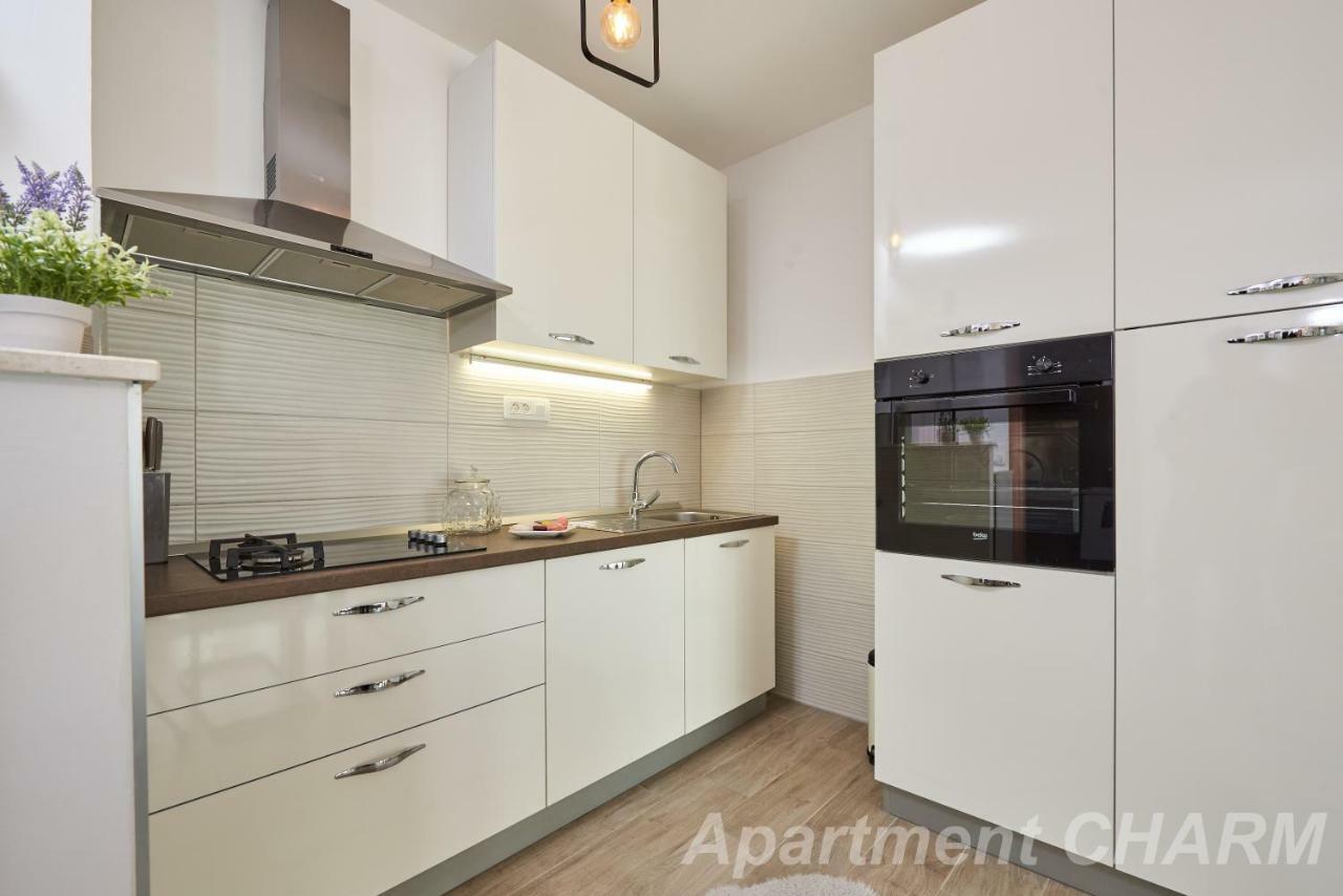 Luxury Apartment Charm With Pool Trogir Ngoại thất bức ảnh